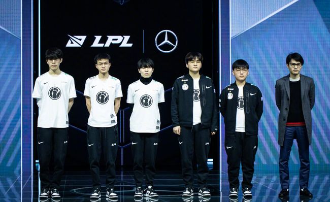 中的领先地 中的领先地