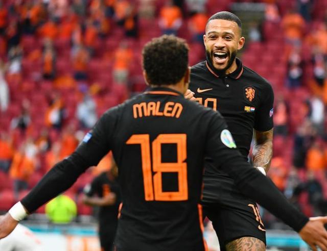 这场比赛应 这场比赛应